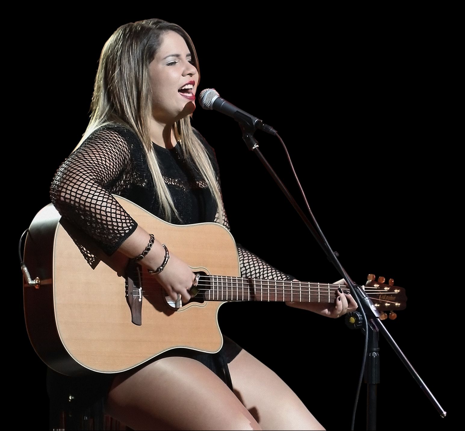 marília mendonça cantando zeze